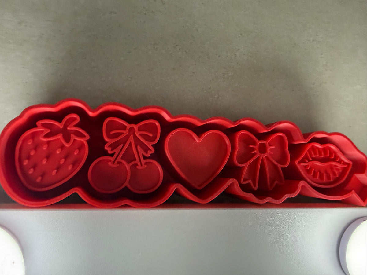 Strawberry- itty bitties mold