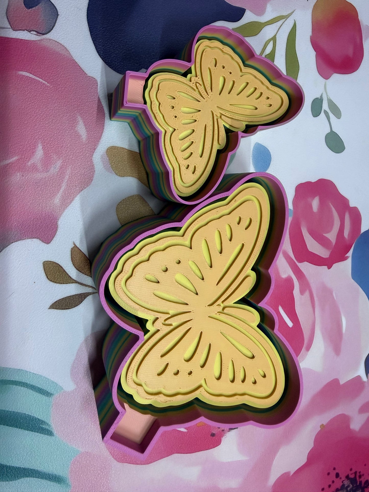 Butterfly Vent and regular set molds