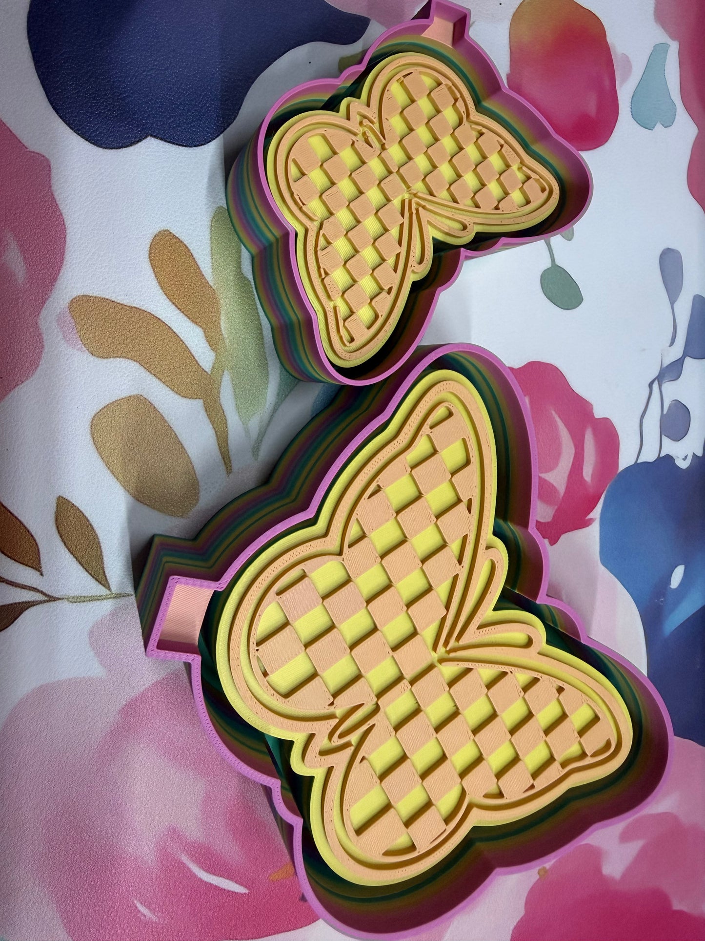 Butterfly checkered Vent and regular set molds