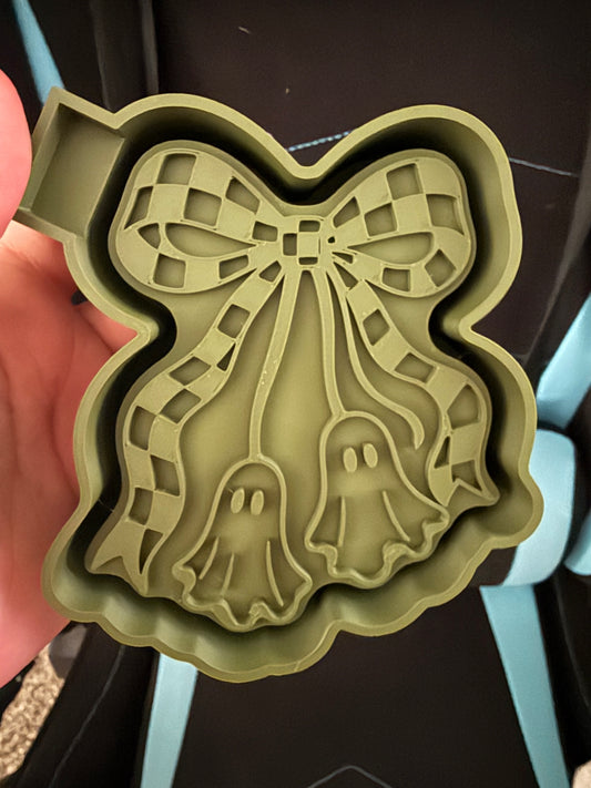 Cherry ghosts Mold