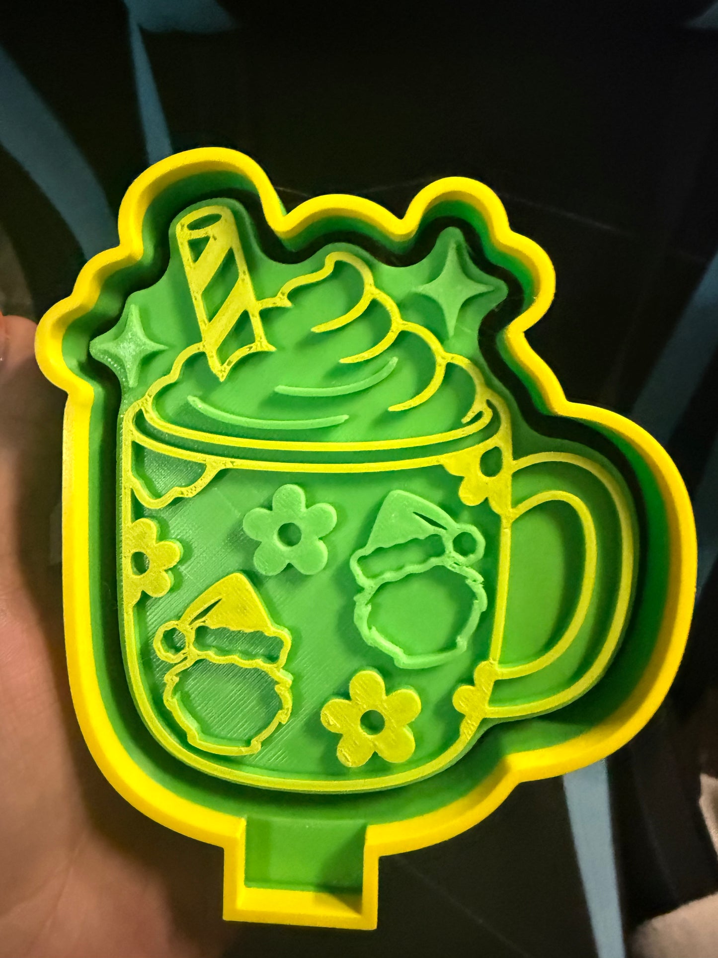 G hot coco mold